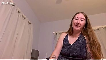 Рыжеволосая MILF, минет на день рождения, SPH, преждевременная эякуляция, Элли Роуин 5 мин.