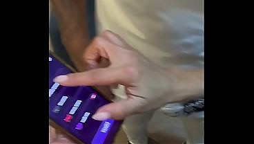 «Посмотри, рогоносец, что этот член делает с твоей женой!» — Эта замужняя бразильянка просто восхитительна, она переспала с большим чернокожим парнем и даже унизила своего мужа-рогоносца. 10 мин.