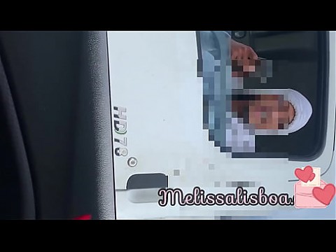 хвастаясь мной в пробке, водитель грузовика узнал меня и попросил пососать мою киску, и муж разрешил мне - John Coffee - Casal Blackwhite Lisboa - 5 мин.