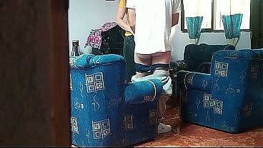 Я застала свою сводную сестру: они страстно целовались с её парнем в гостиной и в итоге занялись сексом, Я ВСЁ ЭТО ЗАПИСАЛА. 7 мин.