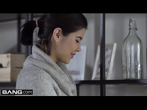 Glamkore - Lady Dee получает двойной камшот на лицо 12 мин.